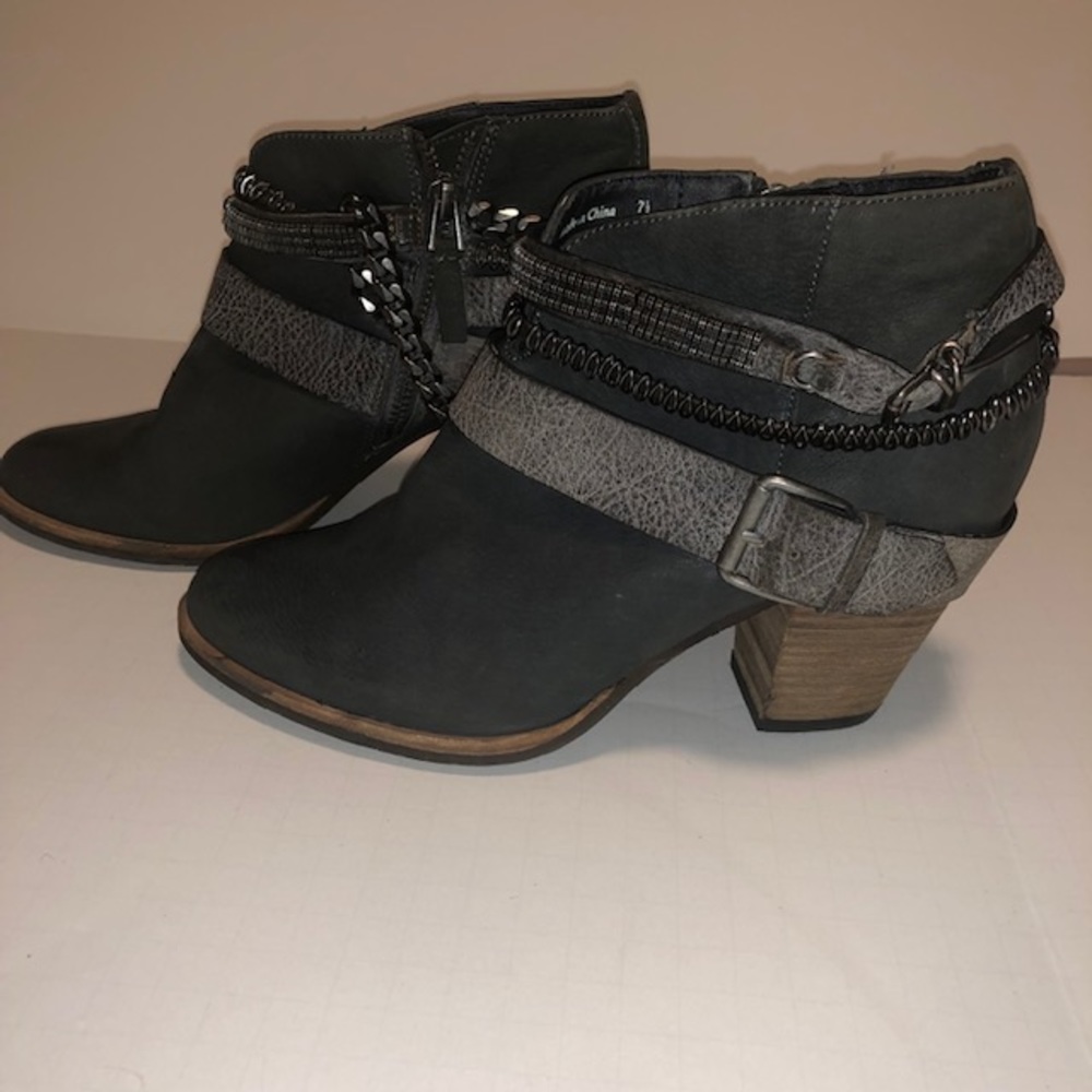Dolce Vita ladies ankle boots size 7.5